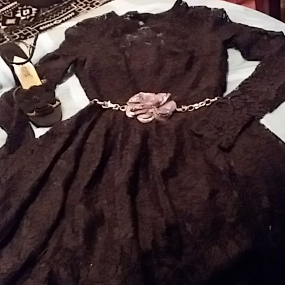 Angvns black lace gathered dress